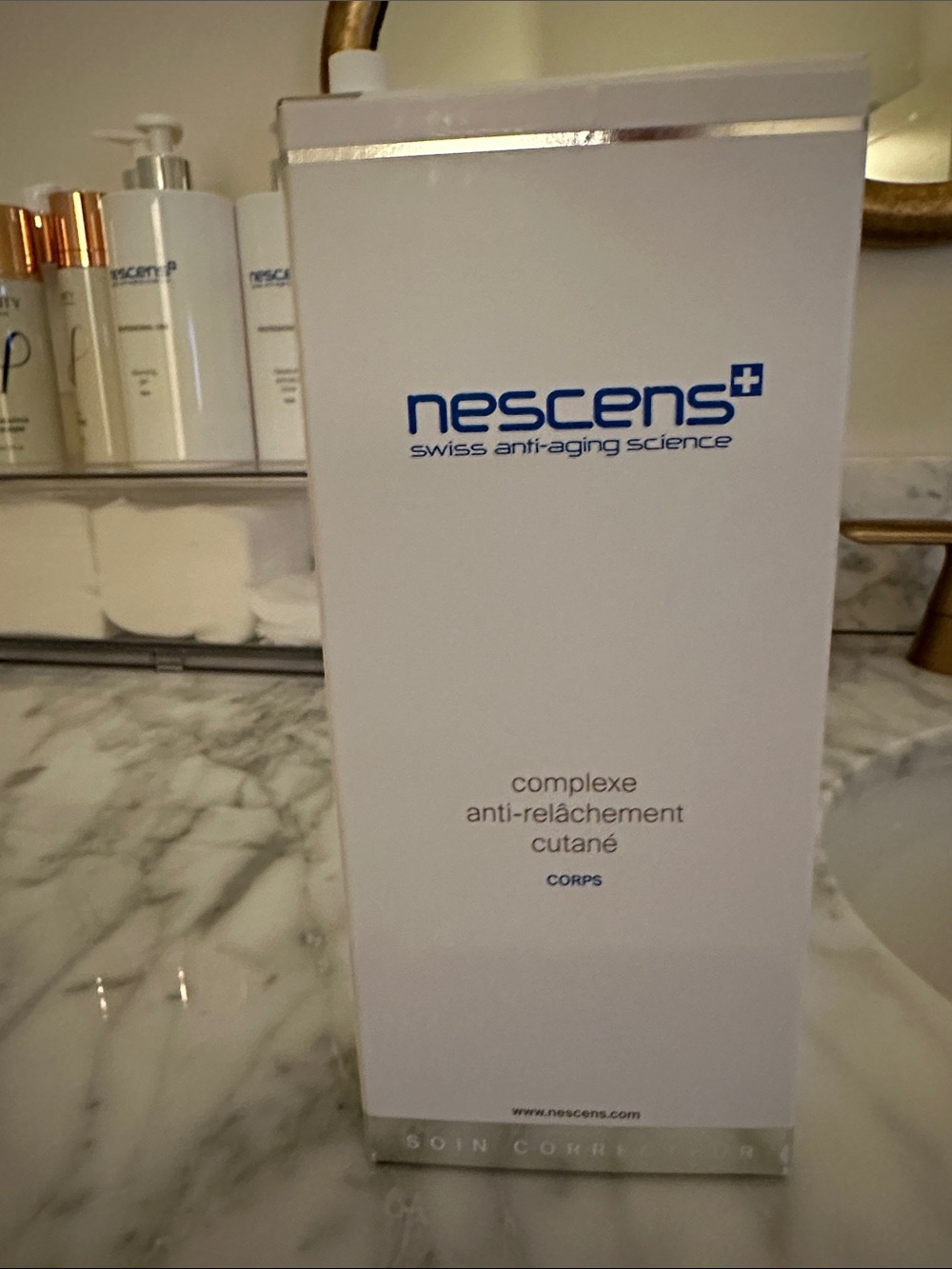 NESCENS anti skin slackening complex.